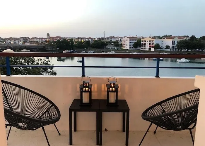 : T4 Spacieux Avec Balcon Et Veranda, Proche Golf - Fr-1-239-554 Ciboure