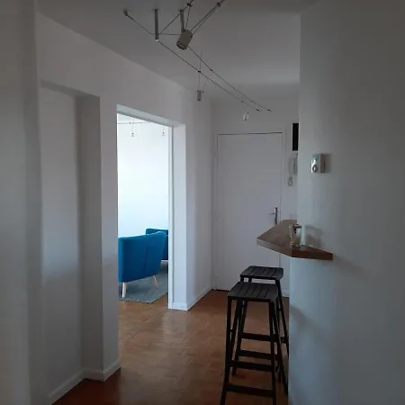 : T4 Spacieux Avec Balcon Et Veranda, Proche Golf - Fr-1-239-554 Ciboure