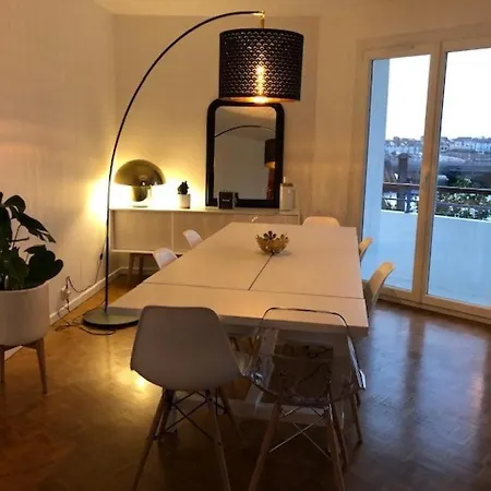 Apartmán : T4 Spacieux Avec Balcon Et Veranda, Proche Golf - Fr-1-239-554 *