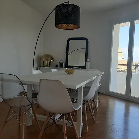 : T4 Spacieux Avec Balcon Et Veranda, Proche Golf - Fr-1-239-554 * Ciboure